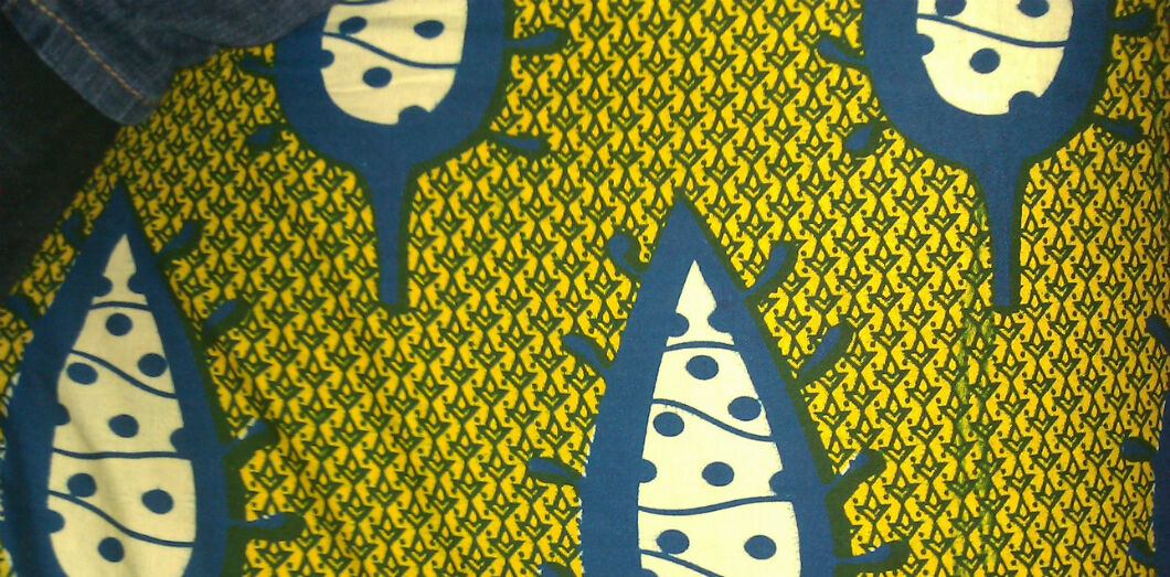 Porter des vêtements à imprimé africain : un débat sur la responsabilité culturelle
