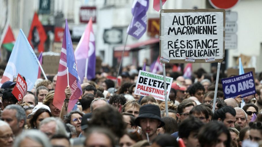 Macron et ses faux manifestants : une manipulation criminelle pour étouffer les revendications populaires